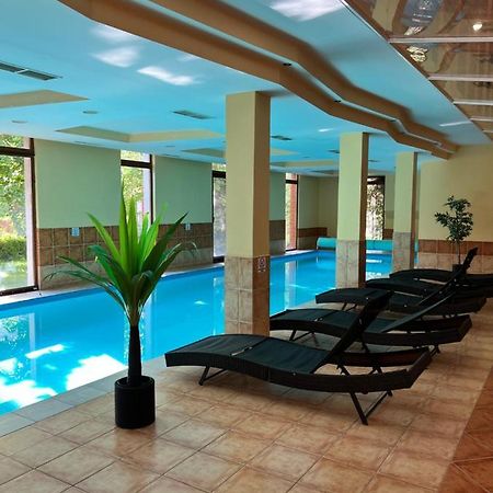 Dorina Wellness Lägenhet Siófok Exteriör bild
