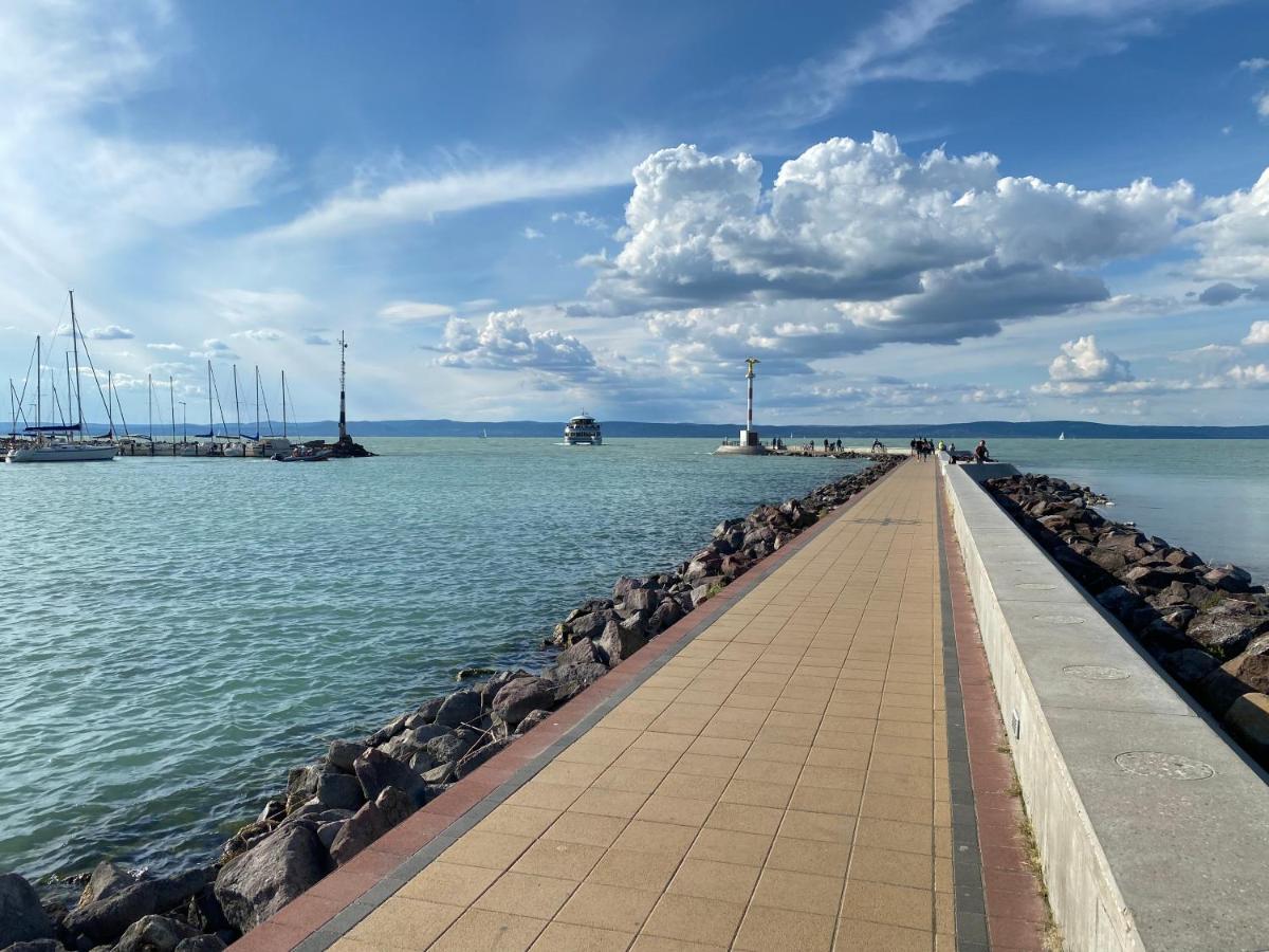 Dorina Wellness Lägenhet Siófok Exteriör bild