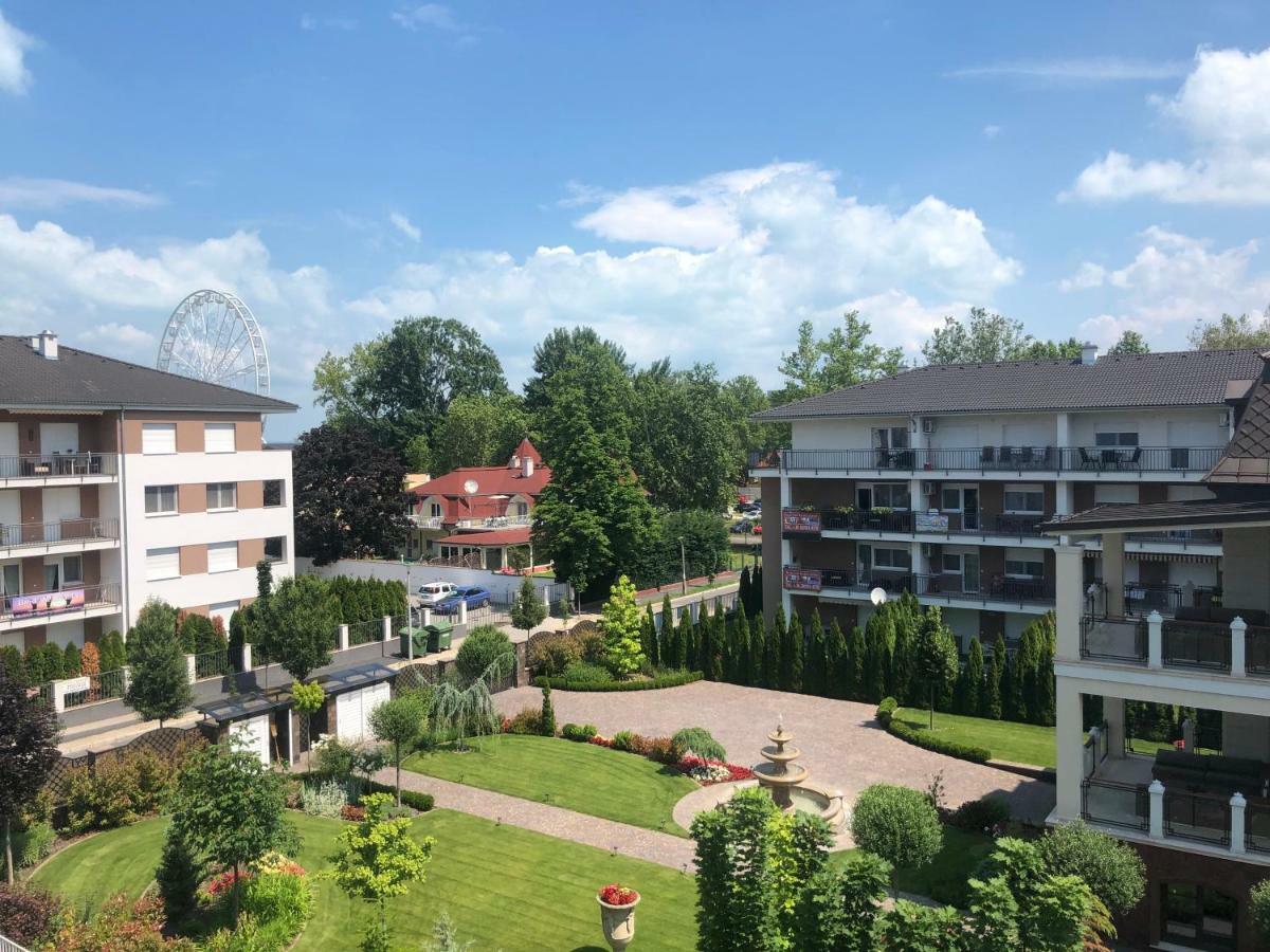 Dorina Wellness Lägenhet Siófok Exteriör bild